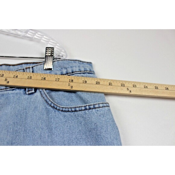 VTG Levi's 550 Relax fit Tapered Leg Light Blue Women's Jeans 22W - Picture 4 of 11